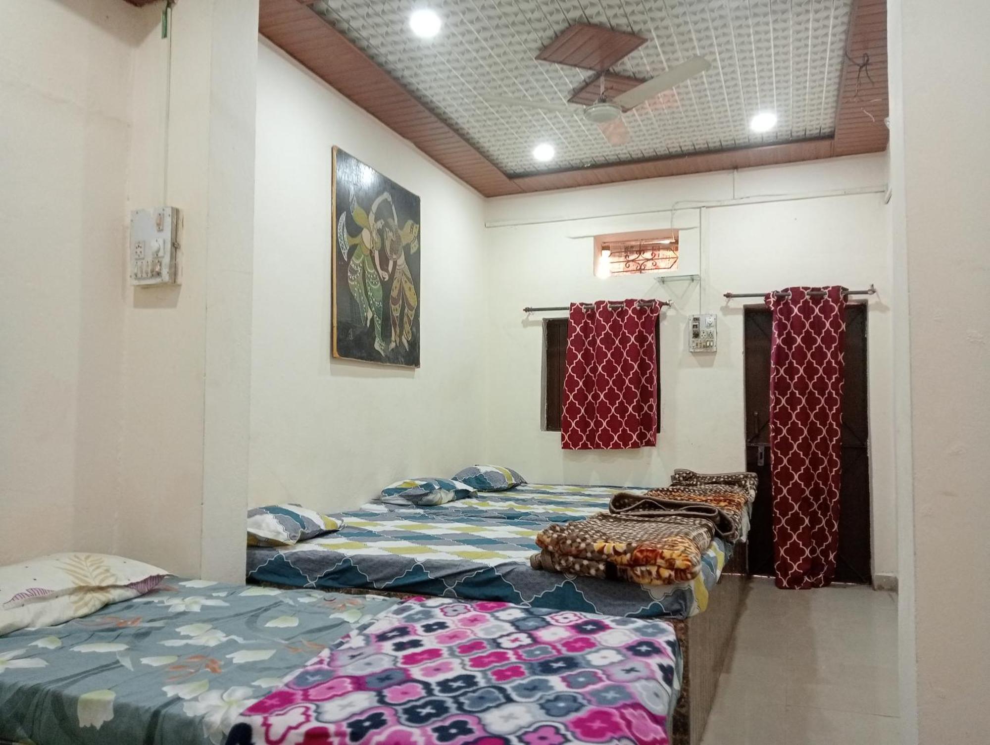 Shree Maya Home Stay Ujjain Kamer foto