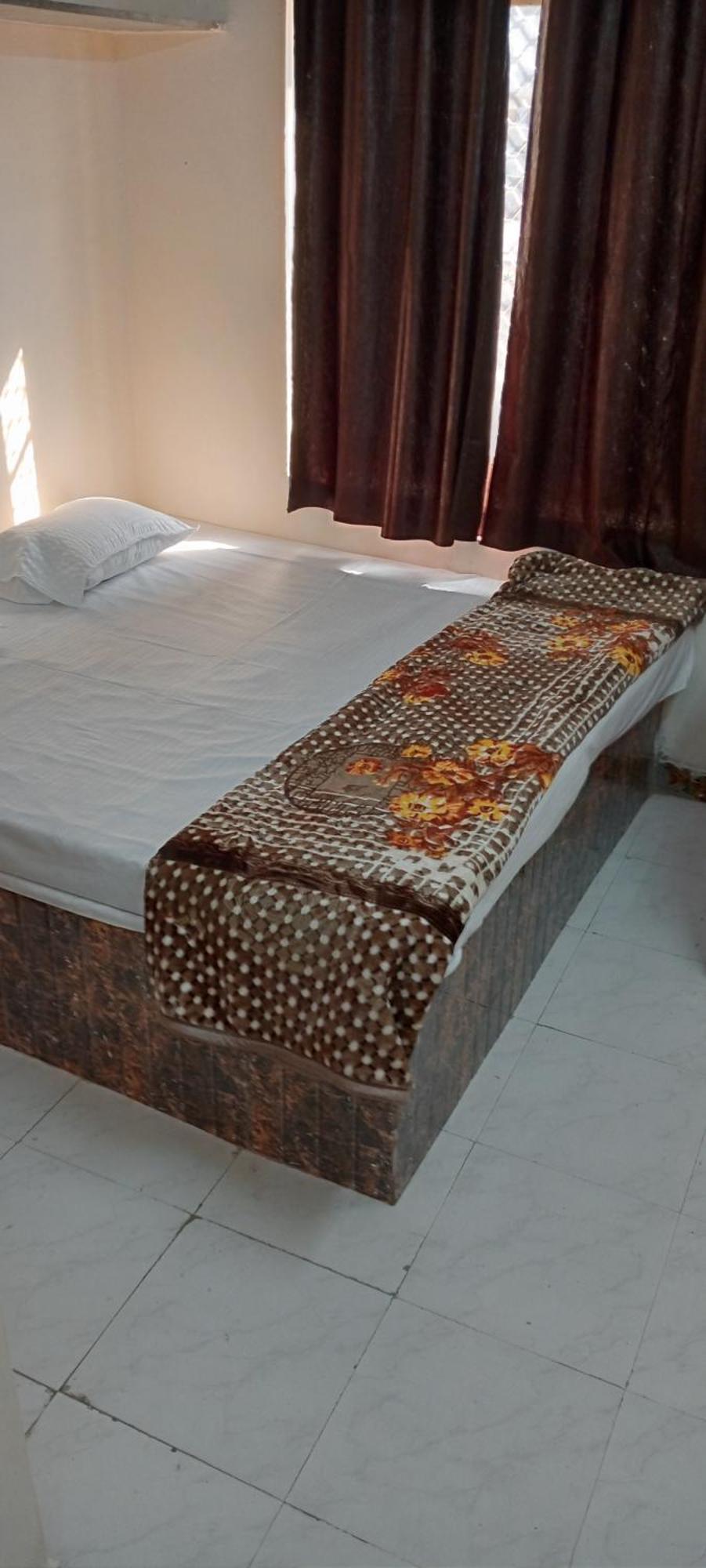 Shree Maya Home Stay Ujjain Buitenkant foto
